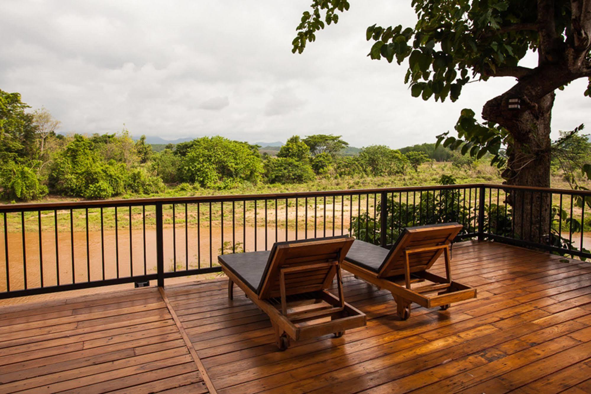 מאה סאריאנג Riverhouse Resort מראה חיצוני תמונה